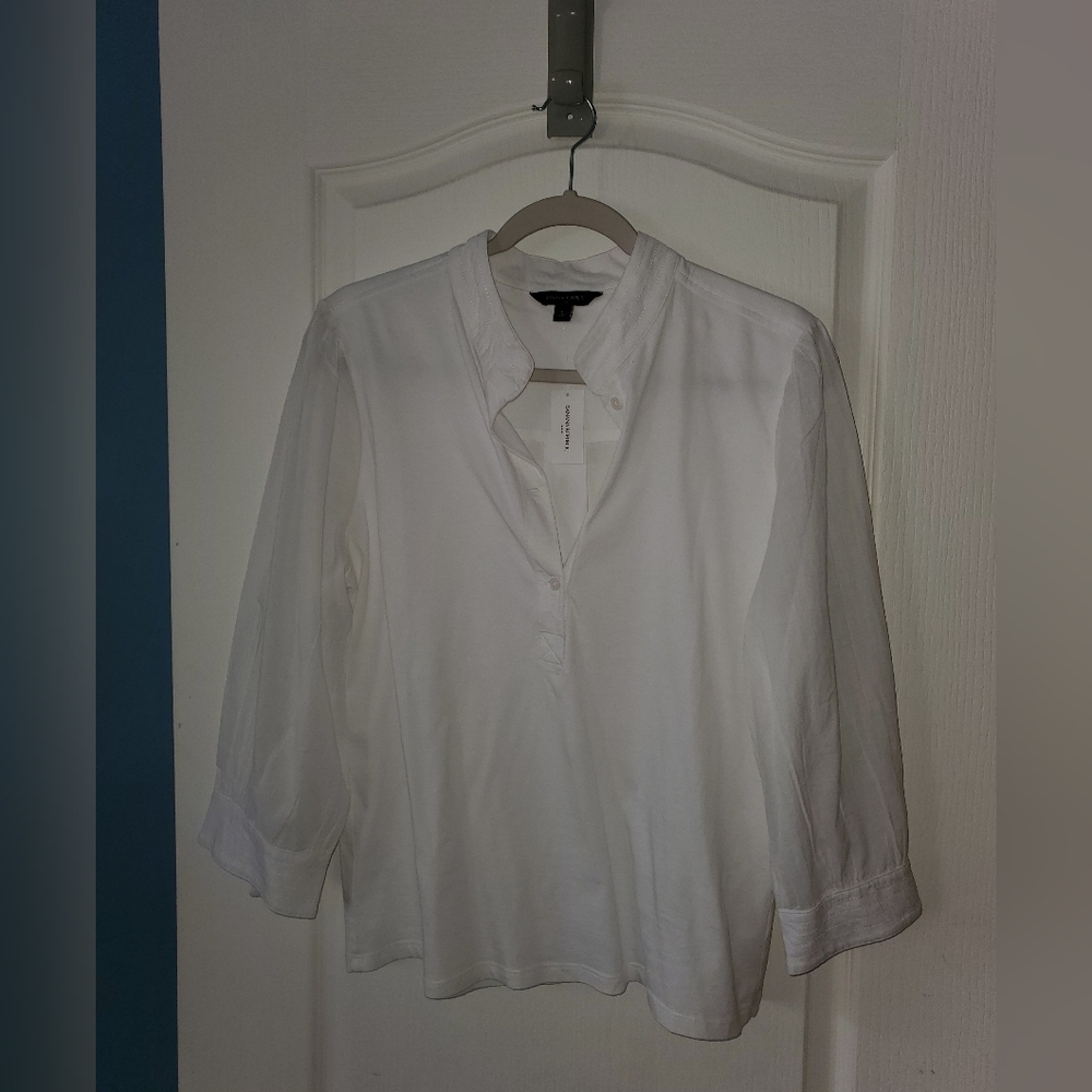 Banana republic blouse.  Size large.  New with tags.